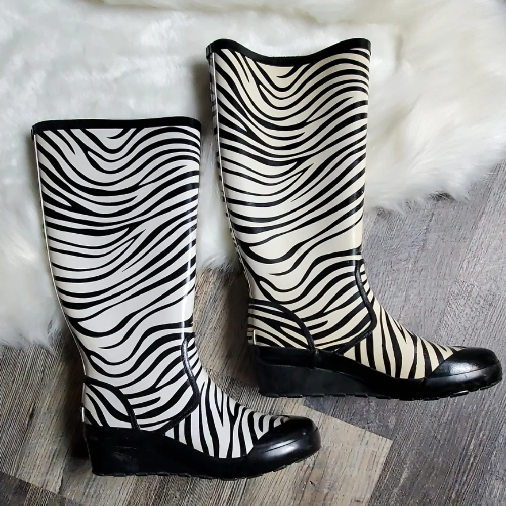 Michael Kors zebra rain women wedges boots size 6